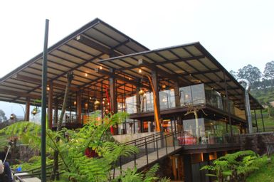 Dusun Bambu Resort, bandung
