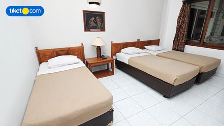 Kamar Deluks Single