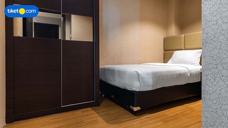 Bedroom 13