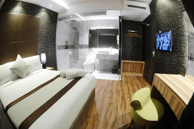 Double Premier Room - City View