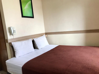 Kamar Ekonomi Queen