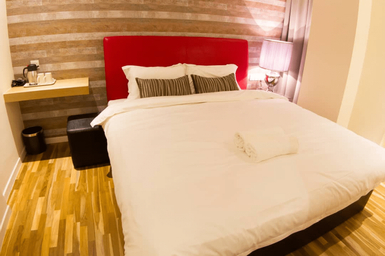 King Superior Room