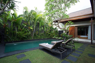 Vila dengan 2 Kamar Tidur Ranjang Double - Pemandangan Kolam Renang