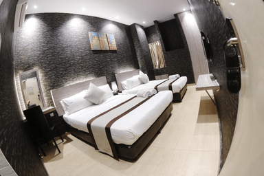 Double Suite - City View
