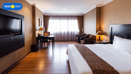 Bedroom 25