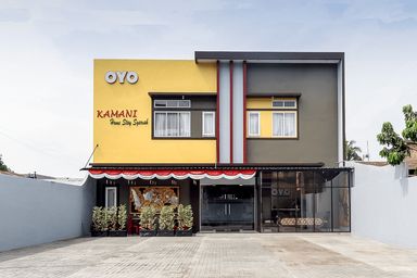 Exterior & Views 2, Super OYO 873 Kamani Homestay Syariah, Medan