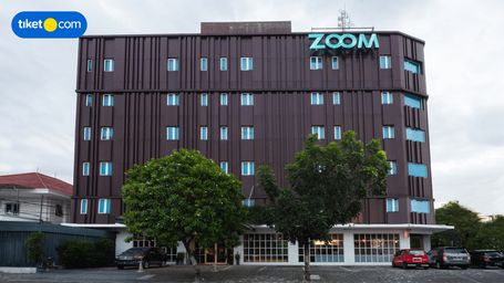 Exterior & Views 1, Zoom Hotel Jemursari Surabaya, Surabaya
