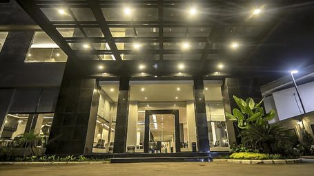 Exterior & Views 1, Diradja Hotel, Jakarta Selatan