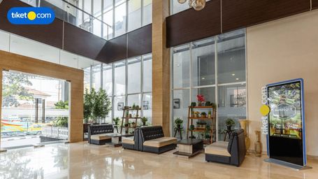Public Area 2, Atlantic City Hotel, Bandung
