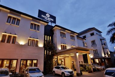 Exterior & Views 1, Sany Rosa Hotel, Bandung