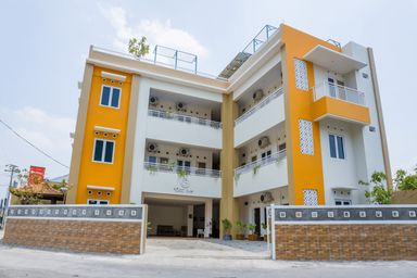 Exterior & Views 1, RedDoorz Syariah near Taman Pelangi Monjali, Yogyakarta