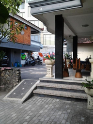 Others 1, Mahendra Beach Inn by ZUZU, Badung