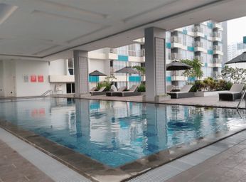 Exterior & Views 1, Comfortable and Modern Studio Apartment near Cawang and MT Haryono By Travelio, East Jakarta