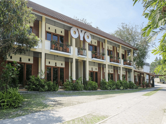 OYO 261 Sasono Putro Guest House, yogyakarta