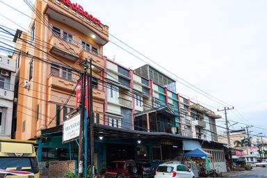 Exterior & Views 1, RedDoorz near Yuki Simpang Raya Mall Medan 2, Medan