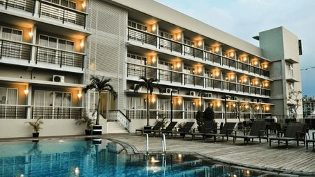 Quest Hotel Simpang Lima - Semarang by ASTON, semarang