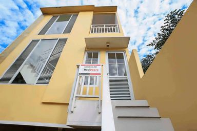 Exterior & Views 2, RedDoorz @ Radio Dalam, South Jakarta
