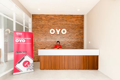 Public Area 2, Super OYO 360 Mangaan Residence, Medan