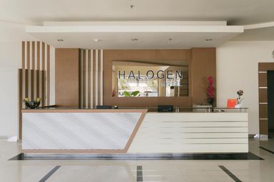 Public Area 2, Halogen Hotel Airport Surabaya, Surabaya