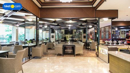 Others 4, Regents Park Hotel, Malang