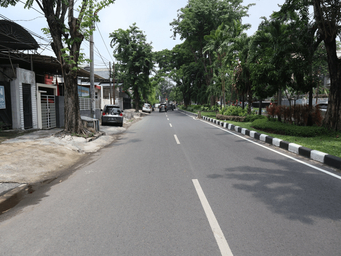 Exterior & Views 2, OYO 3276 Charisma Homestay (temporarily closed), Surabaya