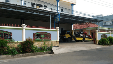 Exterior & Views 1, Losmen Ibu Hj. Tarjo Palembang, Palembang