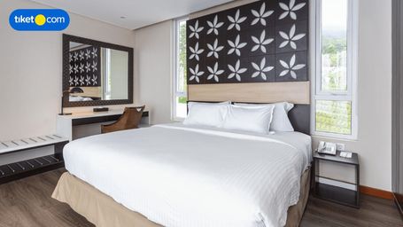 Bedroom 4, Amartahills Hotel And Resort Batu, Malang