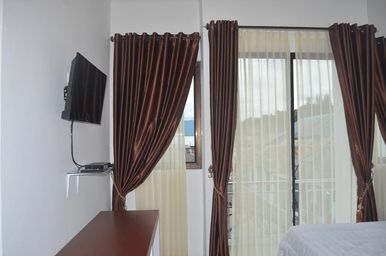 Bedroom 3, Opriss Hotel, Toba