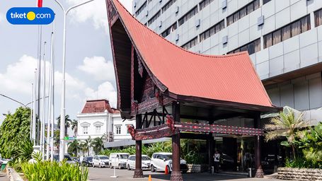 Exterior & Views, Danau Toba International Hotel, Medan