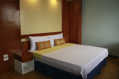 DOUBLE KING SIZE BED