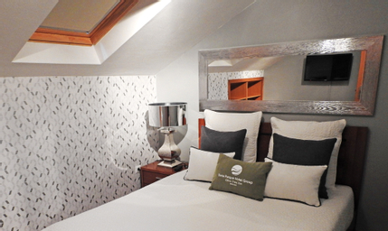 Kamar Keluarga Standar Double