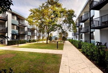 Exterior & Views 1, Lodestar Waterside Apartments, South Perth