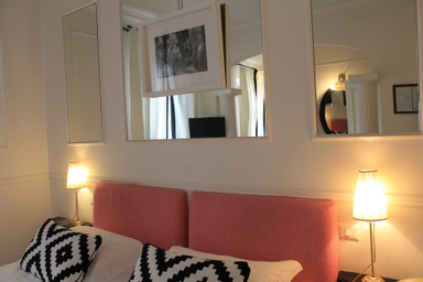 classic twin room