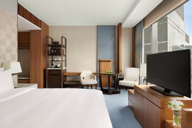 Club Premier City View Room - King