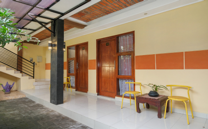 Public Area 2, Ndalem Pundhi Guest House, Yogyakarta