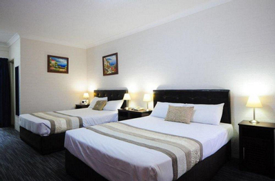 Bedroom 1, Sanctuary Resort, Coffs Harbour - Pt A