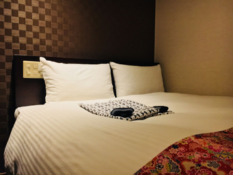 Room 16