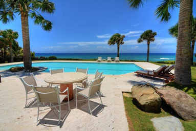 Villa Ataraxia Luxury Beachfront Vacation Rental, sosua