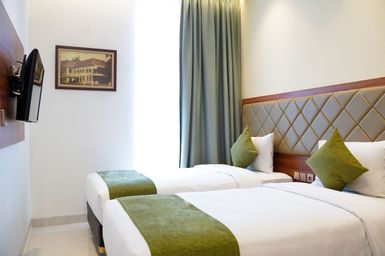 Twin Superior Room
