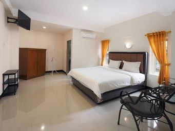 Bedroom 1, New Gentala Hotel, Medan