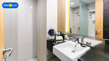 Bathroom 5
