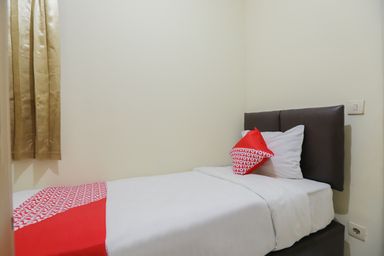 Bedroom 4, OYO 2103 Lauv Room 2 Grand Centerpoint Tower B, Bekasi