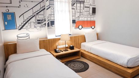 Public Area 1, Triple Seven Bed & Breakfast, Bandung