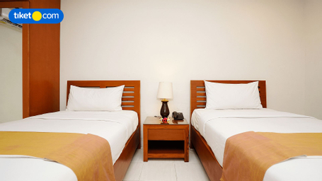 Bed 8