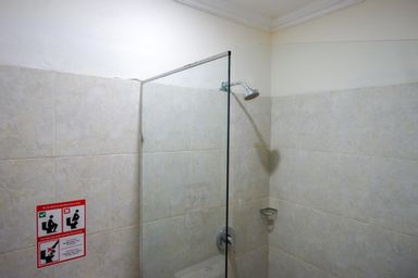 Bedroom 4, RedDoorz Plus @ Hotel Asih UNY, Yogyakarta