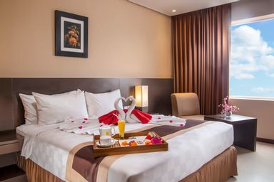 Double Deluxe Room - City View