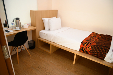 Single Standard Room