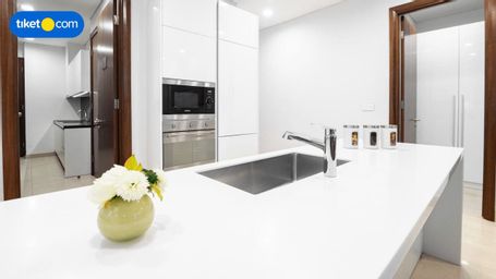 Dining Room 16