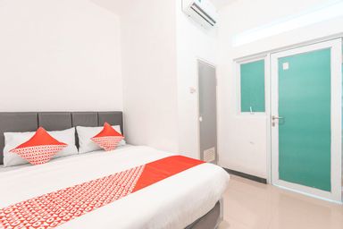 Bedroom 1, Super OYO 2223 J&b Room Utan Kayu, Jakarta Timur