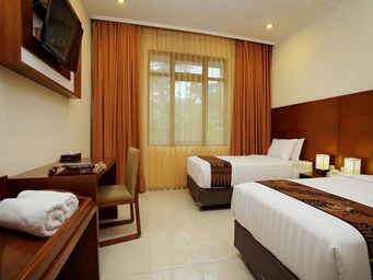 Bedroom 2, Multazam Hotel, Sukoharjo